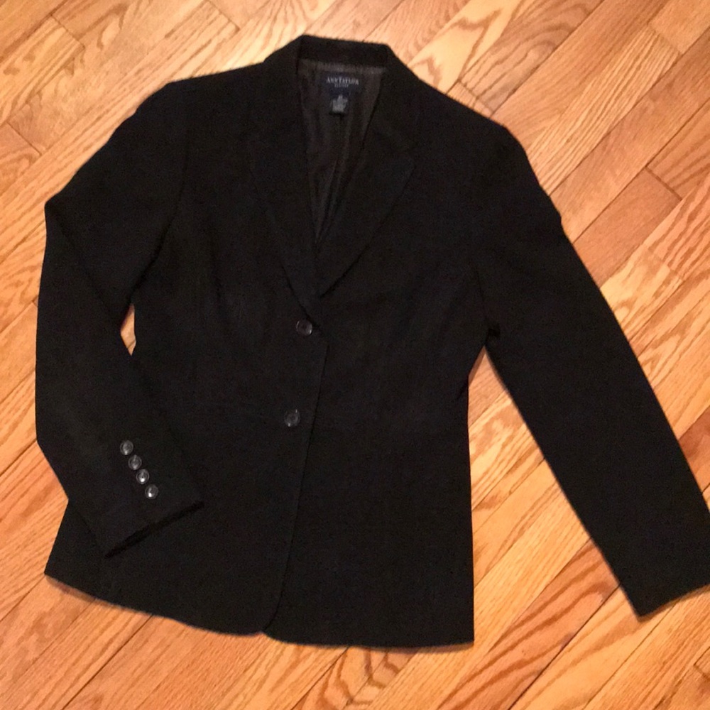 Ann Taylor 6P black triacetate suit, blazer & pant